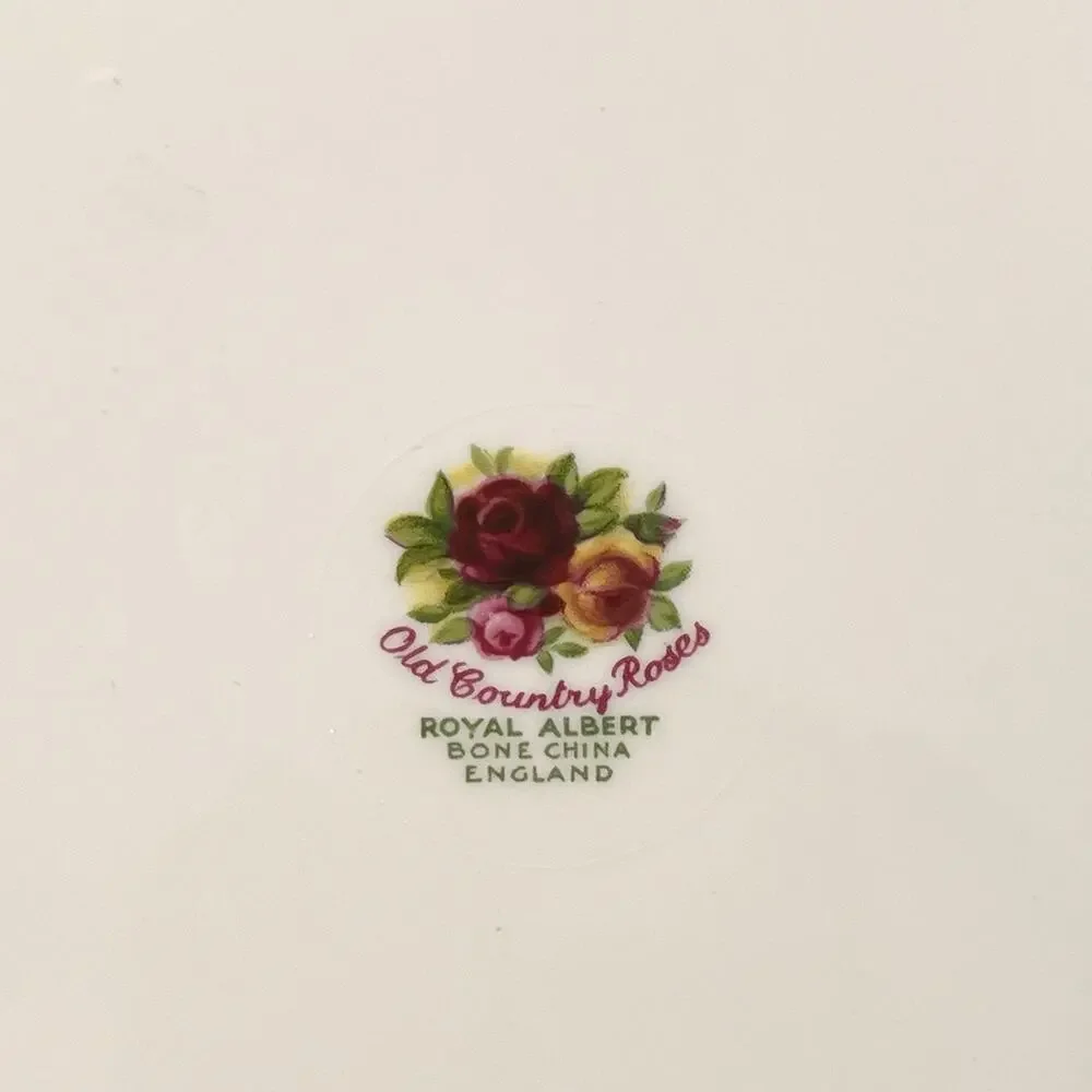 Royal Albert Old Country Roses Handled Cake Plate Platter 10-3/8” Bone China